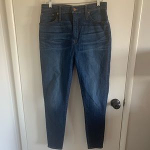 Madewell Curvy High-Rise Skinny in Hayes wash